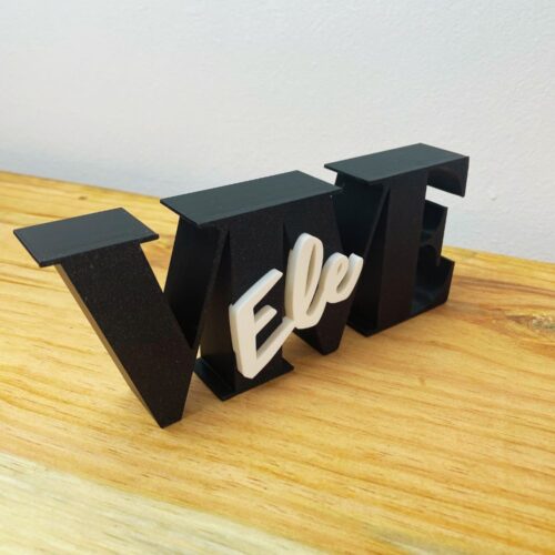 Ele Vive – Mensagem Cristã em Decoração